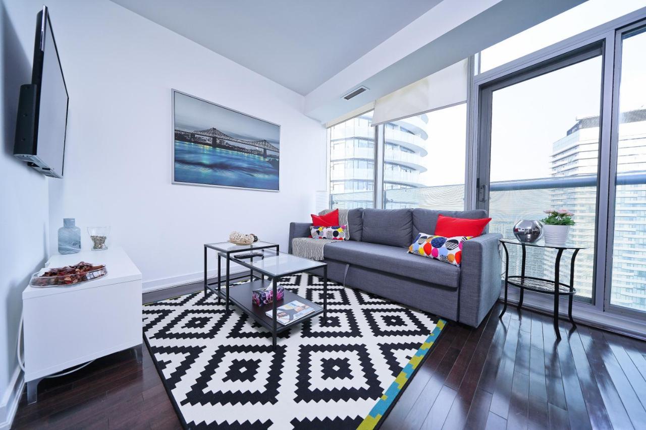 The York Boutique Suites Toronto Exterior foto